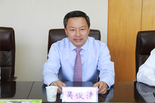公司举行荣聘金智新院士仪式